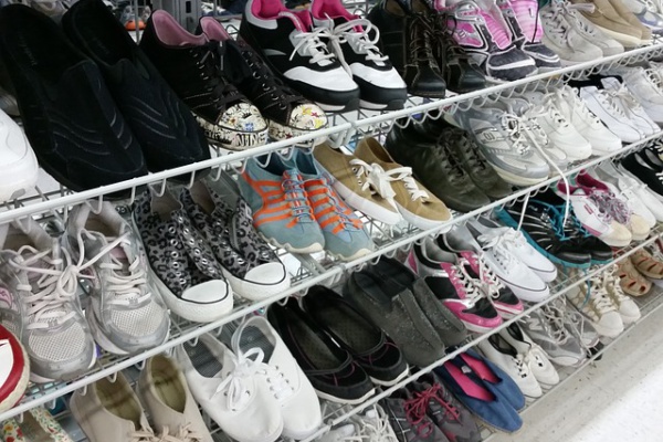 buty w sklepie