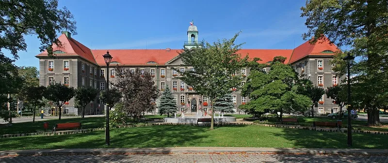 bytom budynek w bytomiu