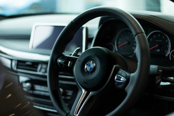 Wnętrze samochodu BMW